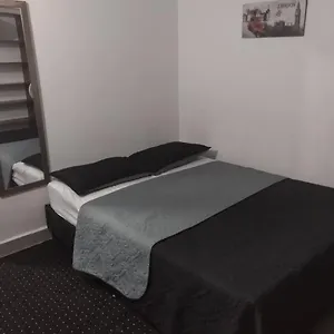 APARTAMENTO 3 HABITACIONES S303 ESTADIO y METRO EXCELENTE UBICACIÓN , Medellín Colombia